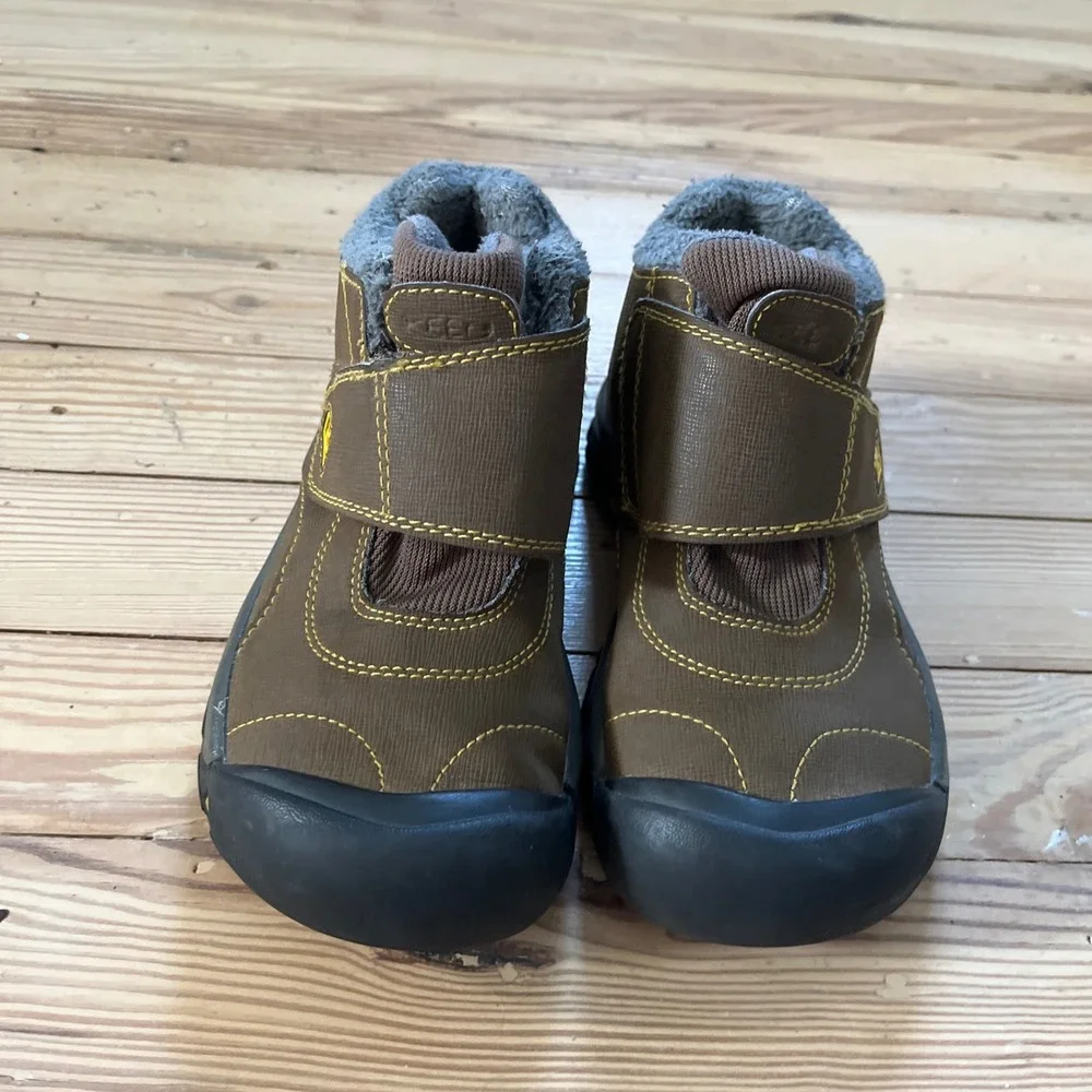 Keen Winter Boots Kids Size 13 Brown Waterproof Faux Fur Lined Insulated Rugged